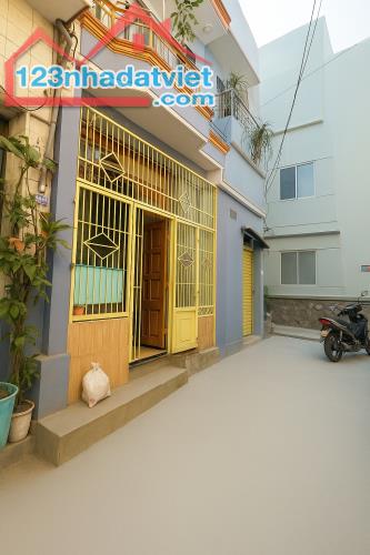 💥Bán nhà Ngọc Hà, Ba Đình - gần phố, mặt tiền rộng thoáng ‐ 75m2, 3 tầng, giá 12.5 tỷ - 1