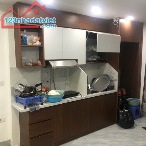 Bán nhà 6 tầng xây mới tại phố Trường Chinh giá 8.7 tỷ - 2