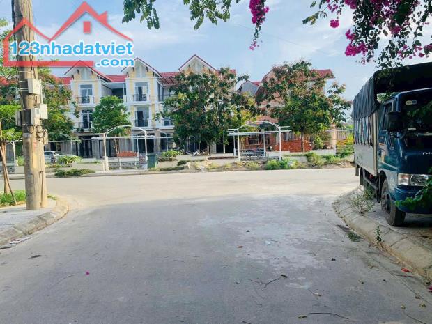 Bán đất 85m2 KQH Đông Nam Thủy An, cạnh Siêu thị Aeon Mall, TP Huế, chỉ 3,3 tỷ - 2