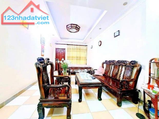 Bán mảnh đất 275m phố Hoàng Văn Thái mặt tiền 9m - Xây tòa building chất lượng - 3