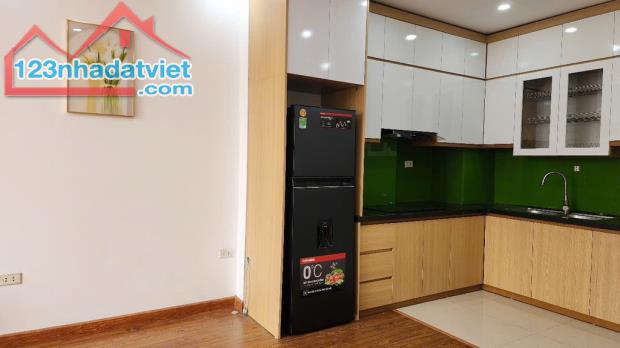 Nhỉnh 3.5 tỷ, 60m2, chung cư 02 ngủ, FULL nội thất, mặt phố Xuân Phương, Nhổn, Nam Từ Liêm - 2