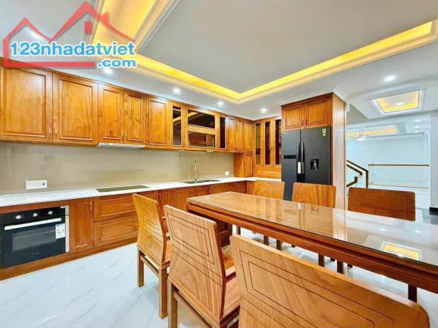 Nhà phố 5 lầu ngang 5m hẻm 380 Nguyễn Văn Khối DTSD 170m2 tặng NT gần CV chỉ 7 tỷ xíu. - 1