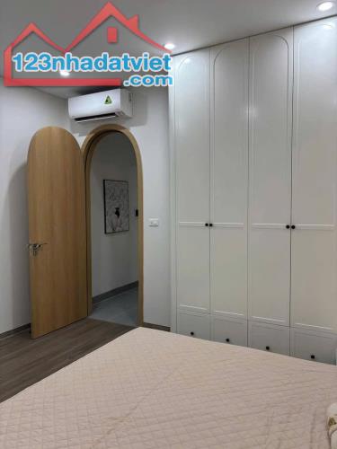 Bán căn nhà ngõ 405 Ngọc Thuỵ 47m x 4T full đồ, gần oto hơn 6 tỷ. LH 0936123469 - 1