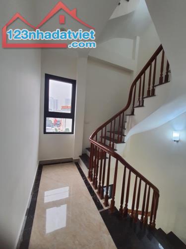 Chính chủ gửi bán nhà p La Khê, Hà Đông 47m 5 tầng Thang Máy ô tô, Kdoanh, chỉ hơn 13 tỷ - 2
