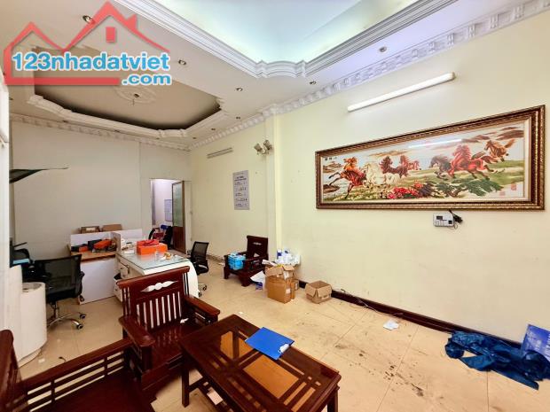 KĐT Đại Kim, Phân lô 2 thoáng, Vỉa hè, Ô tô tránh, dt 54m2, 4 tầng, mt 4.3m, Giá 17.8 tỷ. - 2