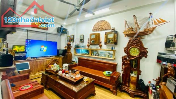 💥💥SIÊU PHẨM ĐƯỜNG LÁNG – ĐỐNG ĐA – Ô TÔ TRÁNH – KINH DOANH – GẦN PHỐ – 44M, GIÁ 18.5 TỶ - 1