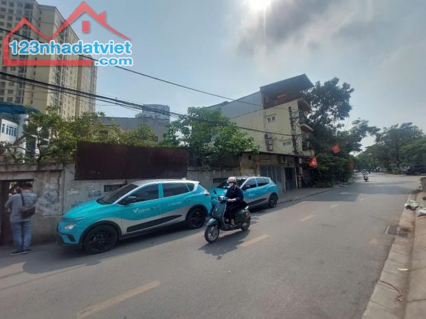 Cần bán 1000m đất dịch vụ tại Lĩnh Nam, mặt ngõ ô tô tránh, Lô góc, giá chỉ 30 tỷ - 2