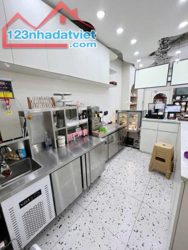 SANG NHƯỢNG CỬA HÀNG VỊ TRÍ ĐẸP TẠI CHÙA LÁNG - 1