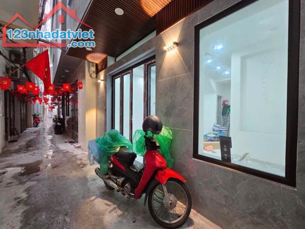 Nhà Đội Cấn cực hiếm - Mặt tiền 5m - Mới tinh ở luôn - Hộ khẩu Ba Đình