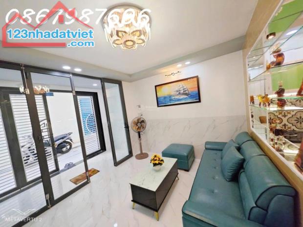 Bán nhà 2 tầng hẻm Lạc Long Quân - P. Phước Tân - TP. Nha Trang - 1
