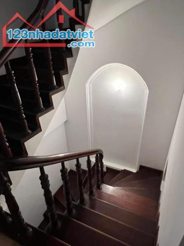 NGUYỄN CHÍ THANH.- PHÂN LÔ CÁN BỘ - 2 THOÁNG - Ô TÔ ĐỖ CỬA - NGÕ THÔNG - 55M² NHỈNH 14 TỈ - 4
