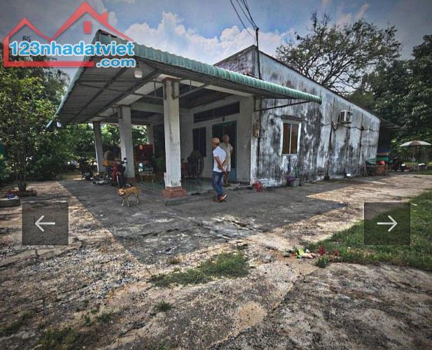 BÁN NHÀ MẶT PHỐ TÂN HIỆP, HÓC MÔN - 1500M2 - GIÁ 14 TỶ - SỔ HỒNG CHÍNH CHỦ