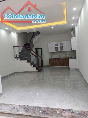 🏠 BÁN NHÀ MỚI HỒ TÙNG MẬU – 35M² – 5 TẦNG – GIÁ 7.8 TỶ – BẮC TỪ LIÊM - 2