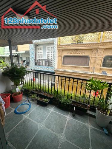 BÁN NHÀ 1/ BÌNH TÂN SÁT HƯƠNG LỘ 2 - HẺM XE HƠI - 2 TẦNG 3PN MỚI - 53M2 CHỈ 4.1 TỶ TL - 5