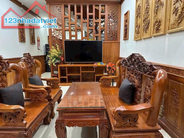 Nhà 3 Tầng (4.5x17) Hẻm xe hơi 6m 1/ Hiệp Thành 13, Quận 12 Giá rẻ hơn 6T - 1