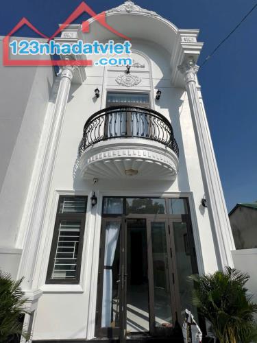 Bán nhà 2 tầng Tân Cổ Điển Full nội thất Kiệt ôtô 112 Thích Thịnh Khiết, Thủy Xuân, TP Huế