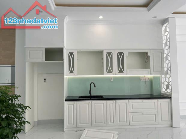 Bán nhà 2 tầng Tân Cổ Điển Full nội thất Kiệt ôtô 112 Thích Thịnh Khiết, Thủy Xuân, TP Huế - 1