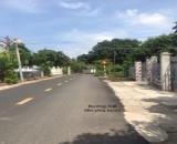 Bán 236 m đất hai mặt tiền đường nhựa có 150 m thổ cư
