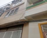 Bán nhà ngõ Thái Thịnh, DT 45m x 3 tầng, giá 9.2 tỷ, ô tô