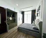 Cần bán nhà lô góc đẹp 3 siêu thoáng Hào Nam - Đống Đa Dt:95m2 giá 14Tỷ