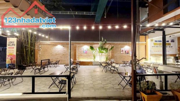 Bán nhà mặt tiền 426m2(Nở hậu 17x30m) giá 20,99 tỷ Đường 12m Lê Văn Khương