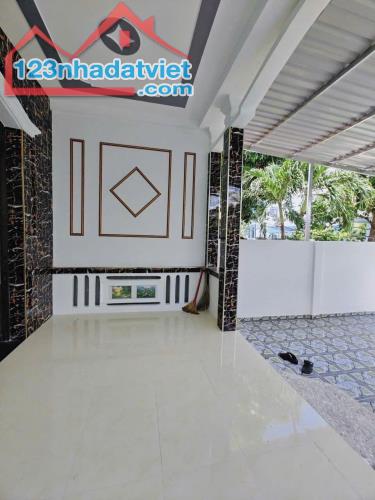Loa Loa Loa Chủ Ngộp Cần Bán Nhanh căn nhà Đường 28 Tân Thông Hội 150m2 Sổ hồng Riêng - 2