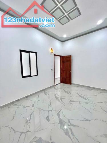 Bán Nhà 2 lầu sổ Hồng Riêng ngay gần ngã tư Vũng Tàu , phường Long Bình Tân Biên Hoà - 3