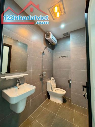 nhà chợ Cột đèn - lê chân # 3,3 tỷ - 2