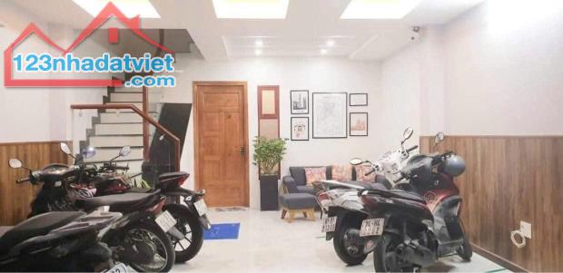 CHO THUÊ PHÒNG CAO CẤP - KHU VỰC TRƯỜNG SA - 3