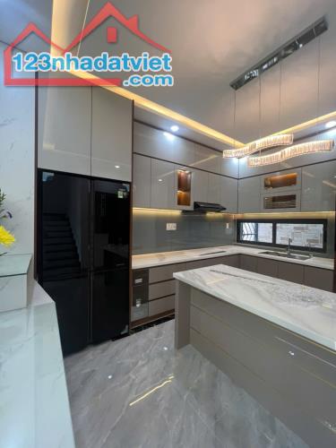 BÁN BIỆT THỰ LONG AN, THỊ TRẤN BẾN LỨC - 112 M2 - 2 TẦNG - TRẦN ANH RIVERSIDE - 1