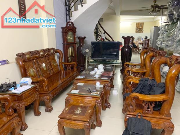 Bán Nhà Mặt Tiền KD, Ngang 5M, Ngay Âu Cơ, Tân Phú, 105M2, 4 Tầng, Chỉ 11 Tỷ