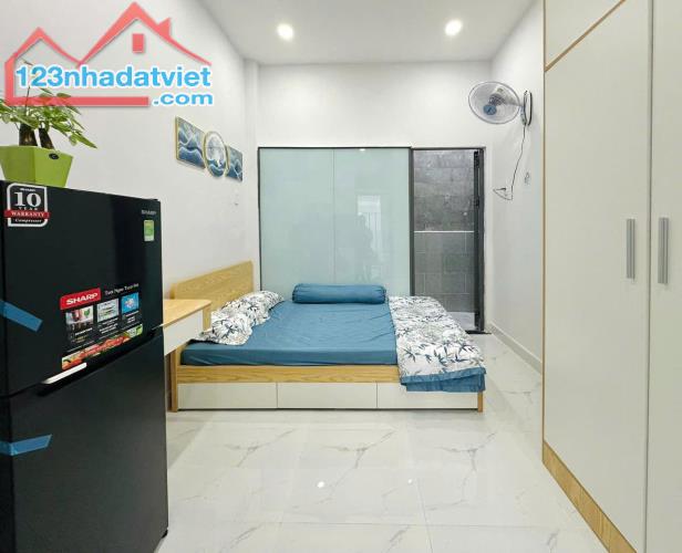 CHDV đẹp nhất khu 860/ Xô Viết Nghệ Tĩnh P25 (4x18m) 5 tầng 11PN có thang máy HĐT 50tr/thg - 1