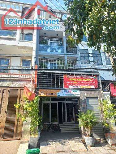 CHO THUÊ SÀN LẦU 1 LÀM VĂN PHÒNG HOẶC Ở PHƯỜNG HIỆP BÌNH CHÁNH - TP HỒ CHÍ MINH