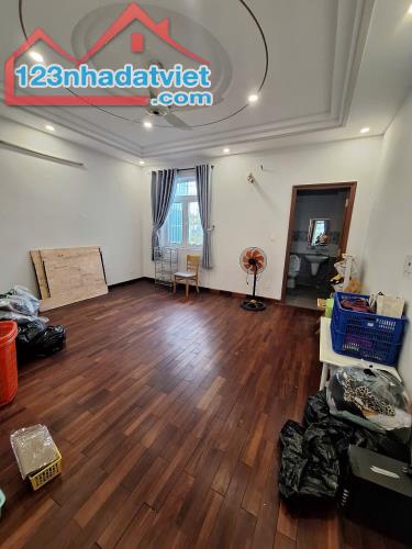 CHO THUÊ SÀN LẦU 1 LÀM VĂN PHÒNG HOẶC Ở PHƯỜNG HIỆP BÌNH CHÁNH - TP HỒ CHÍ MINH - 2