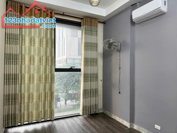 💥Cho thuê Shop House mặt đường Tam Trinh tầng 2 + 1 Tầng lửng, Hoàng Mai, Hà Nội, 12tr/th - 2