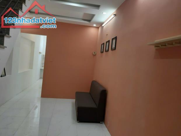 ♣ Nhà Kiệt 149 Lê Đình Lý, Ô tô đậu 70m, DT33m2, 2 tầng sạch đẹp, 2.08 tỷ - 4