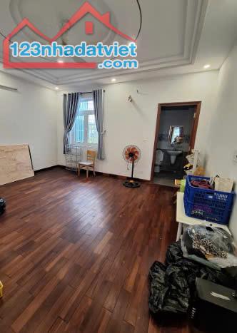 SIÊU HÓT - CHÍNH CHỦ CHO THUÊ SÀN LẦU 1 LÀM VĂN PHÒNG HOẶC Ở PHƯỜNG HIỆP BÌNH CHÁNH - TP - 2