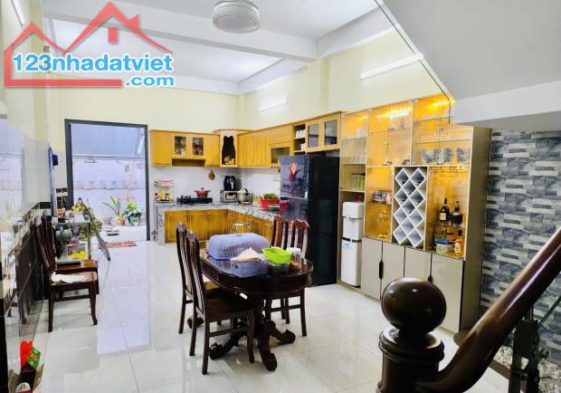 GIẢM SỐC 900 TRIỆU–NHÀ MẶT TIỀN KINH DOANH NGUYỄN THỊ NĂM Q12–98M²–4 TẦNG ĐẸP CHỈ 10.9 TỶ - 2