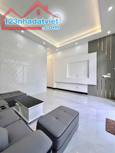 +1 Nhà cấp 4 gần Bửu Long Tài chính 300tr sở hữu ngay căn 3 PN - 1