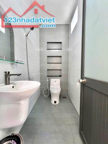 +1 Nhà cấp 4 gần Bửu Long Tài chính 300tr sở hữu ngay căn 3 PN - 5