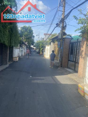 Gấp Bán Nhà Mặt Tiên Đường Số, 160m2, Ngang Khủng 10.5m. Phước Long A-Tp.Thủ Đức - 1