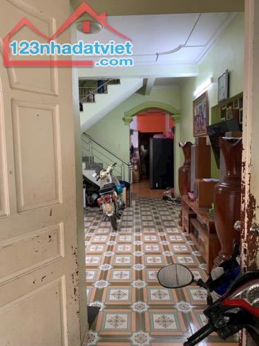 SIÊU PHẨM CỰC HIẾM NHÀ 2 TẦNG Tuyến 2 đường Cam Lộ, Hùng Vương, Hồng Bàng, TP. Hải Phòng - 3