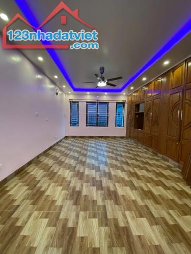 Bán rẻ như cho nhà Khương Đình Thanh Xuân ngõ to gần phố dân xây kiên cố 4T 48m2 MT 5,3m - 2