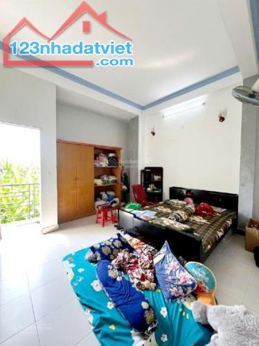Bán MTKD Phú Định, Q. 8, 93m2, ngang khủng  4.2m, giá 7 tỷ thương lượng nhẹ - 4