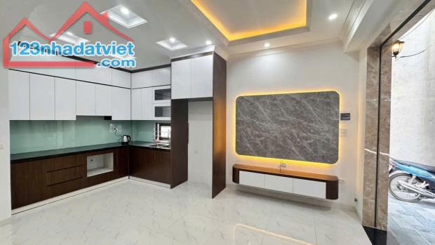Bá,n Nhà Kim Chung - Hoài Đức, 32m2*5Tầng, Ngõ nông 30m ra chợ, đường ôtô dừng đỗ cạnh nhà - 4