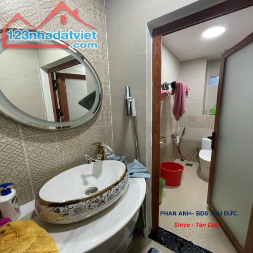 📍 Bán Gấp Nhà Phố Liền Kề Nguyễn Thị Định, Quận 2 _ Hẻm Xe Hơi _ 2 tầng 3 pn _ Chỉ có 8Ty - 5