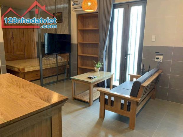 Nhà 3 tầng Huỳnh Văn Bánh, Phú Nhuận - thu nhập 25tr/tháng chỉ 6,25 tỷ - 4