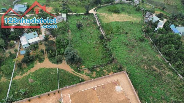 Tân Vinh, Lương Sơn, Hòa Bình  *Diện tích:** 3.316m² có 400m thổ cư (mặt tiền hơn 80m)
