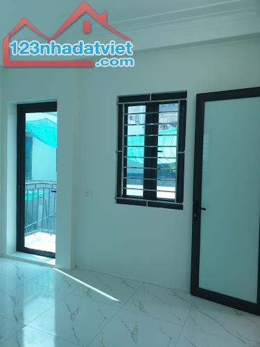 BÁN NHÀ ĐẸP 1.76 TỶ 3 TẦNG 47M2 ( ĐÔNG NAM ) NGÕ TRẦN QUANG KHẢI - 3