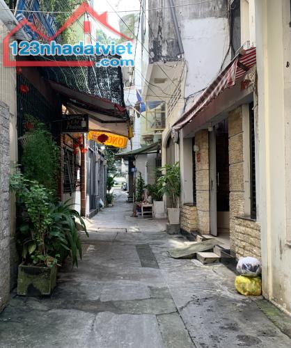 Chính Chủ - Đã Hoàn Công , DT 21M2 , 4 Tầng Đúc Với 3 PN,3WC -  Lý Chính Thắng - 5